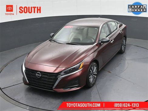 Used 2024 Nissan Altima 2.5 SV image 51