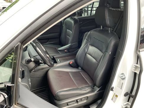 Used 2022 Honda Ridgeline Black Edition image 18