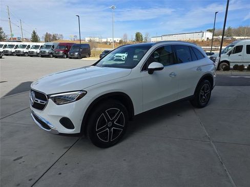 New 2026 Mercedes-Benz GLC 300 4MATIC image 8