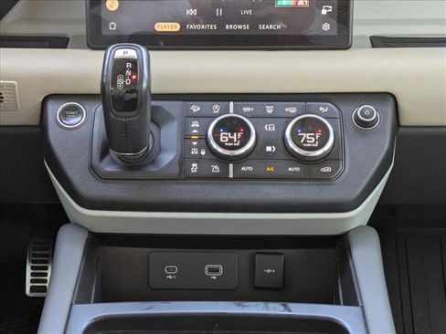 Certified 2022 Land Rover Defender 110 SE image 12
