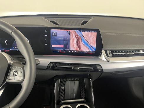 Certified 2025 BMW X2 xDrive28i w/ Convenience Package image 14