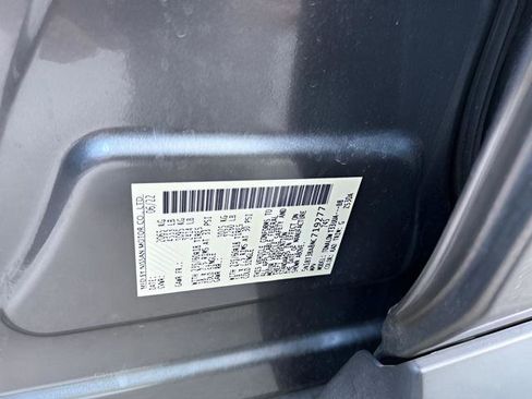 Used 2022 Nissan Rogue SV image 24