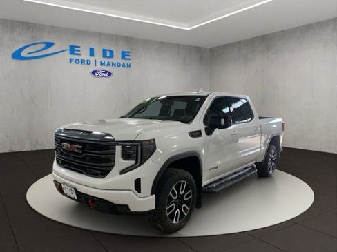 Used 2023 GMC Sierra 1500 AT4 image 5