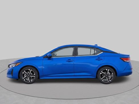 Used 2025 Nissan Sentra SV FWD image 7