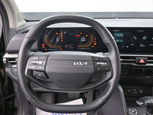 Used 2026 Kia Sportage LX FWD image 31
