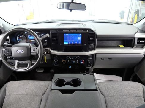 Used 2024 Ford F250 XL w/ STX Appearance Package AWD/4WD image 20