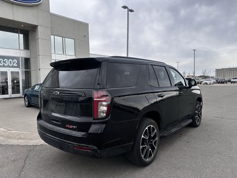 Used 2024 Chevrolet Tahoe RST w/ Luxury Package AWD/4WD image 4