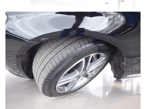 Used 2016 Mercedes-Benz S 550 4MATIC Sedan w/ Premium Package image 28