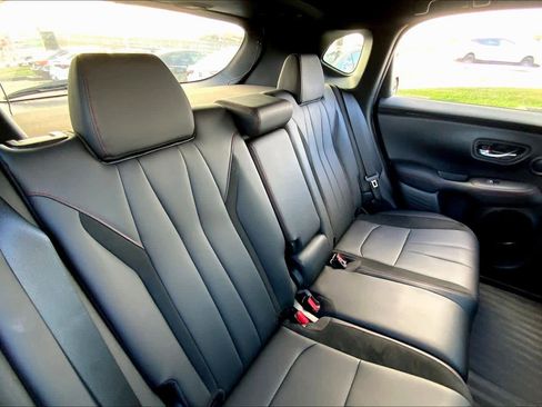 Used 2025 Acura ADX A-Spec image 16