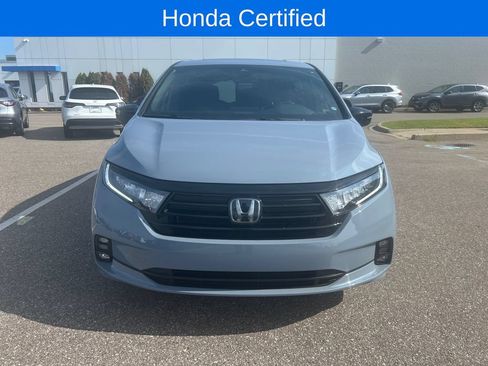 Certified 2023 Honda Odyssey Sport image 3