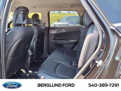 Used 2023 Kia Sportage EX image 39