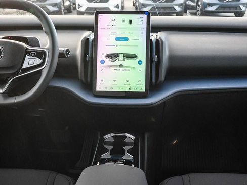 New 2026 Volvo EX30 Plus w/ Protection Package image 22