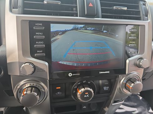 Used 2024 Toyota 4Runner SR5 image 24