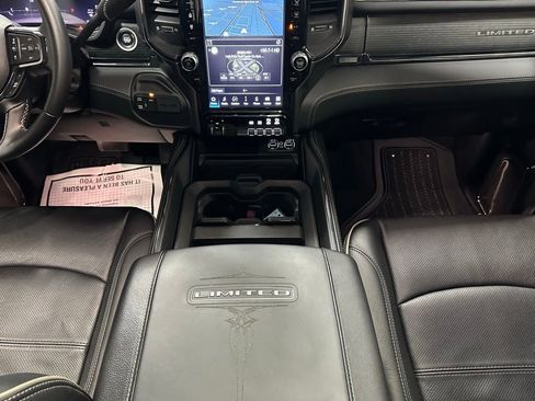 Used 2024 RAM 2500 Limited image 33