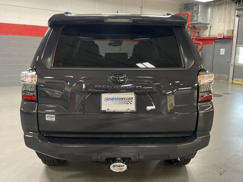 Certified 2024 Toyota 4Runner SR5 Premium image 9