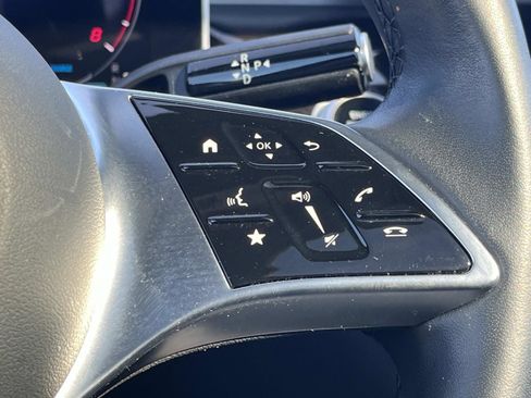 Certified 2025 Mercedes-Benz GLC 300 4MATIC image 26