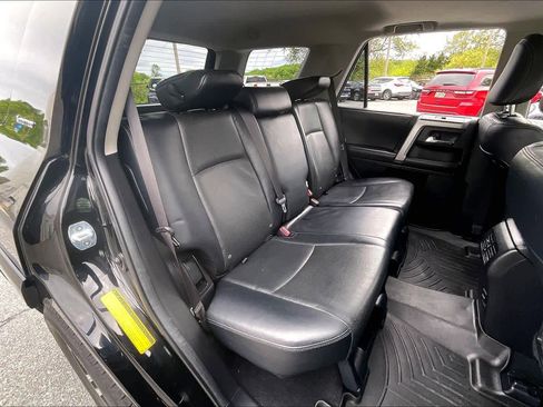 Used 2014 Toyota 4Runner Limited AWD/4WD image 19