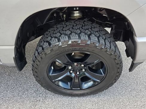Used 2023 RAM 1500 Big Horn RWD image 11