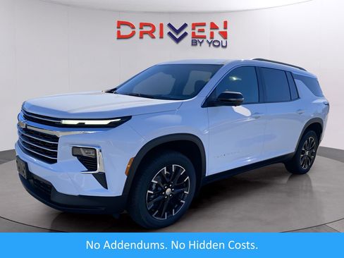 New 2026 Chevrolet Traverse LT w/ Sun and Wheel Package image 1