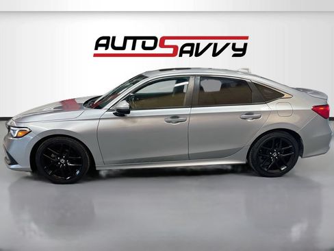 Used 2022 Honda Civic Touring image 4