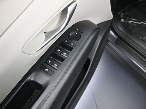 Used 2025 Hyundai Tucson SEL AWD/4WD image 14