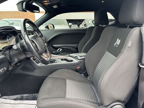 Used 2021 Dodge Challenger R/T Scat Pack w/ Dynamics Package image 11