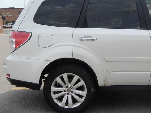 Used 2012 Subaru Forester 2.5X Limited image 23