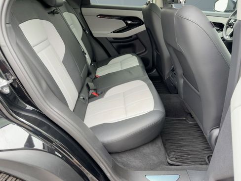 Used 2024 Land Rover Range Rover Evoque Dynamic SE image 31