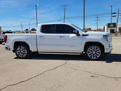 Used 2024 GMC Sierra 1500 Denali w/ Denali Reserve Package image 5