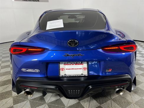 Used 2023 Toyota Supra Premium image 5