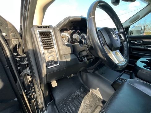 Used 2018 RAM 2500 Laramie w/ Off Road Package AWD/4WD image 15