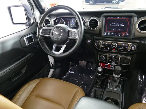 Used 2021 Jeep Wrangler Unlimited Rubicon AWD/4WD image 21