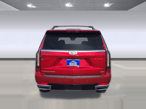 Used 2021 Cadillac Escalade ESV Premium Luxury w/ Performance Package image 10