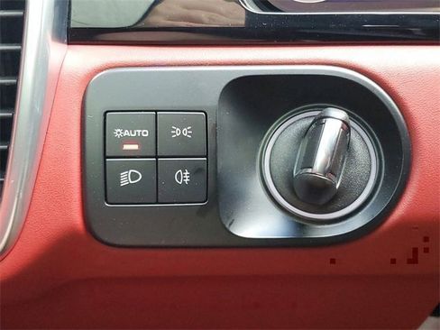 Certified 2023 Porsche Cayenne Turbo image 34