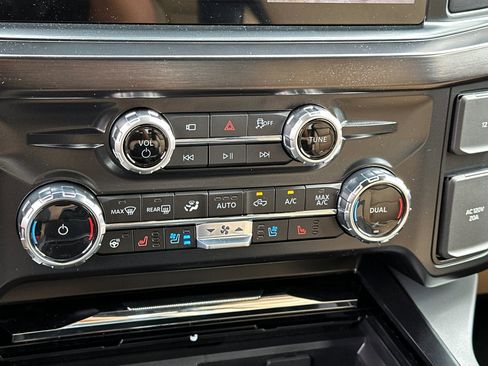 New 2026 Ford F250 Lariat w/ Lariat Ultimate Package AWD/4WD image 18