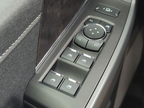 Certified 2024 Ford F250 Lariat w/ Lariat Ultimate Package AWD/4WD image 23