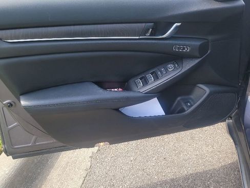 Used 2021 Honda Accord EX-L image 14