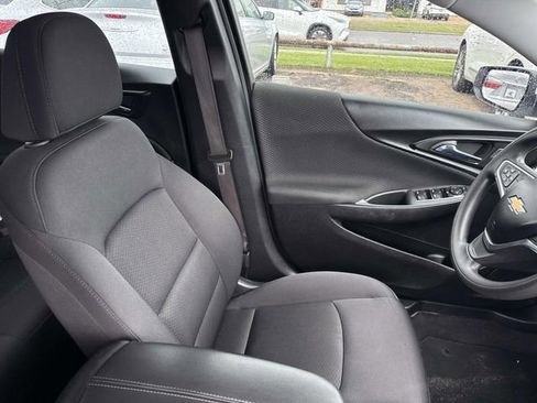 Used 2023 Chevrolet Malibu LT FWD image 13