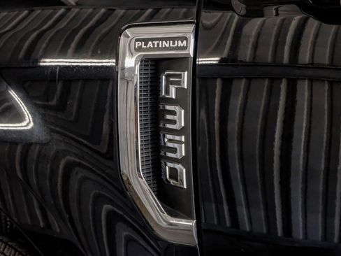 Used 2022 Ford F350 Platinum w/ FX4 Off-Road Package AWD/4WD image 54
