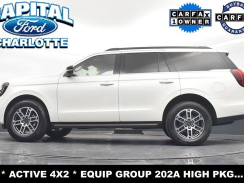 Used 2025 Ford Expedition Active image 26