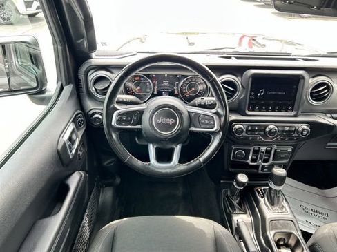 Used 2020 Jeep Wrangler Unlimited Sahara AWD/4WD image 25