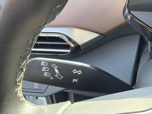 Certified 2023 Volkswagen ID.4 Pro RWD image 29