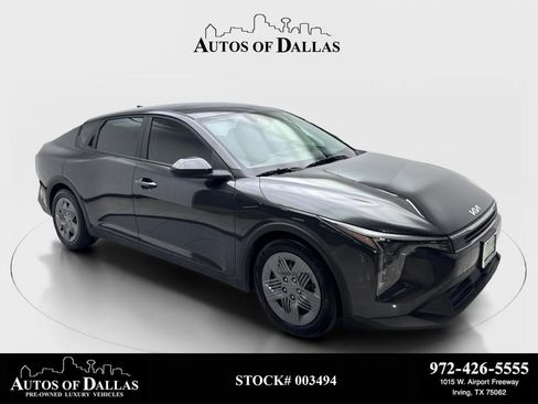 Used 2025 Kia K4 LX image 1
