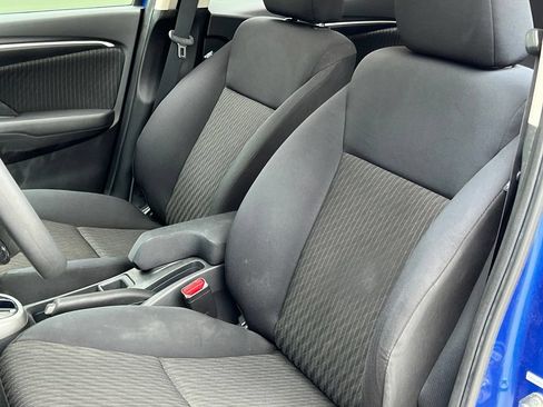 Used 2019 Honda Fit EX image 4