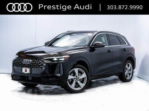Used 2025 Audi Q5 Premium Plus w/ Premium Plus AWD/4WD image 2