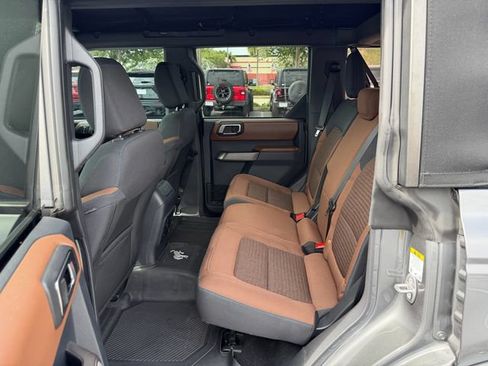 Used 2023 Ford Bronco Outer Banks AWD/4WD image 13