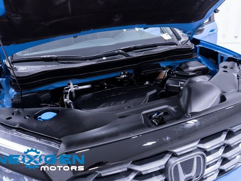 Used 2025 Honda Passport TrailSport image 10