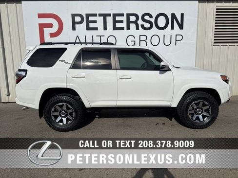 Used 2019 Toyota 4Runner TRD Off-Road Premium image 2