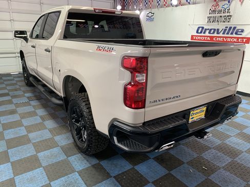 New 2026 Chevrolet Silverado 1500 Custom Trail Boss AWD/4WD image 3