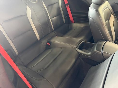 Used 2024 Chevrolet Camaro LT w/ Technology Package RWD image 17